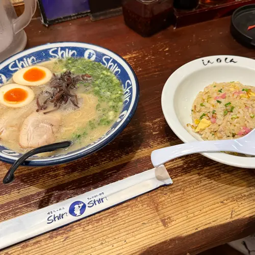 博多らーめんShin-Shin KITTE博多店