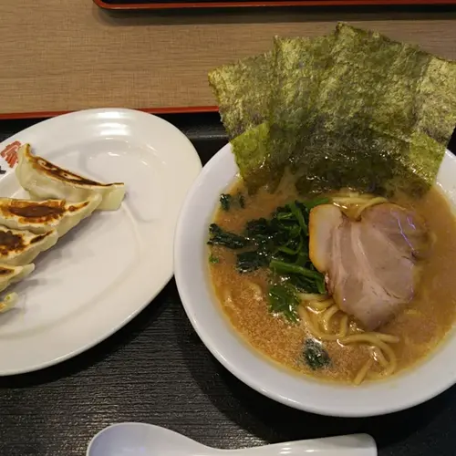 横浜家系ら～めん 濱辰家