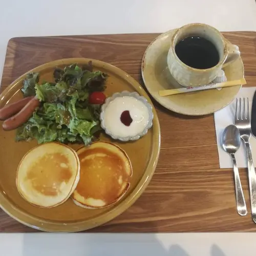 Cafe＆Guesthouseもやいや