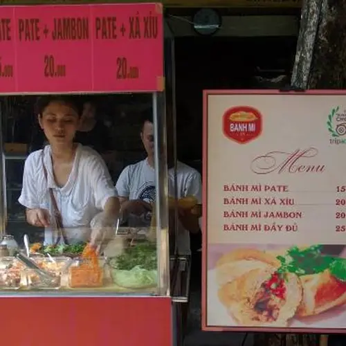 Bánh Mì 25