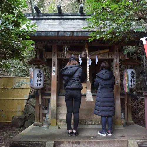 玉簾神社