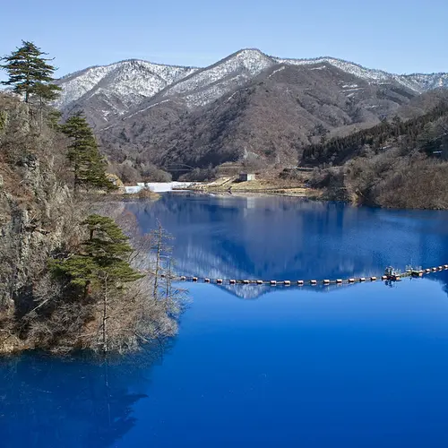 奥四万湖