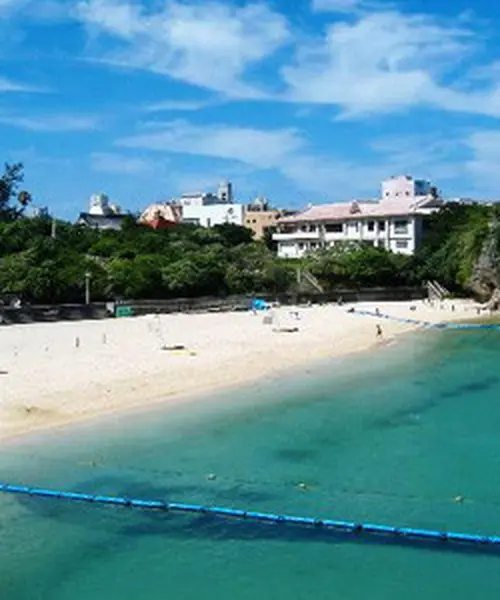 那覇市で唯一のビーチ　波の上ビーチと周辺散策