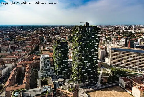 【アートに触れよう】イタリアミラノのモダン建築さんぽ