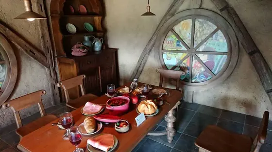 妖精のレストラン室内