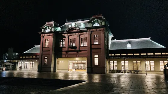 ライトアップされた駅舎もまた✨✨