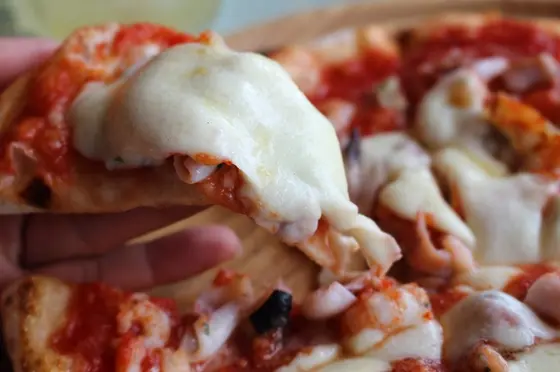 イタリアンレストラン「結」で食べる本格ピザで