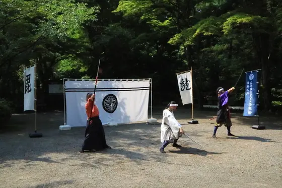 おもてなし隊の演武