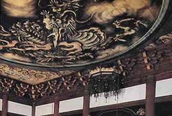 狩野探幽が描く法堂の「天井龍」