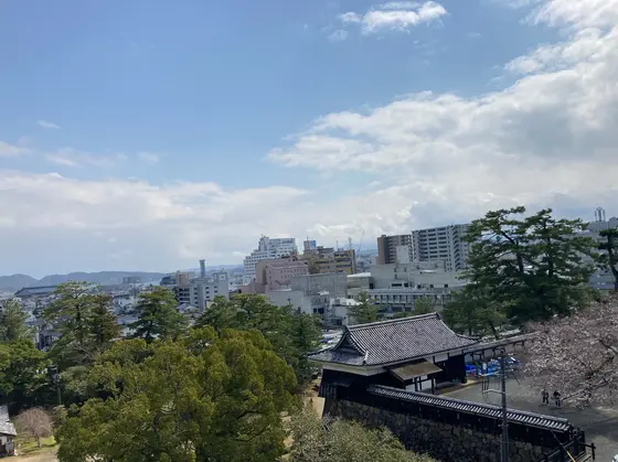 城からは島根の街を一望できます◎