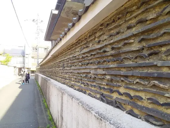 本隆寺の土塀