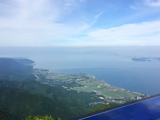 琵琶湖を一望