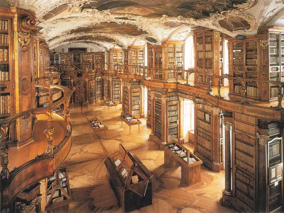 修道院図書館