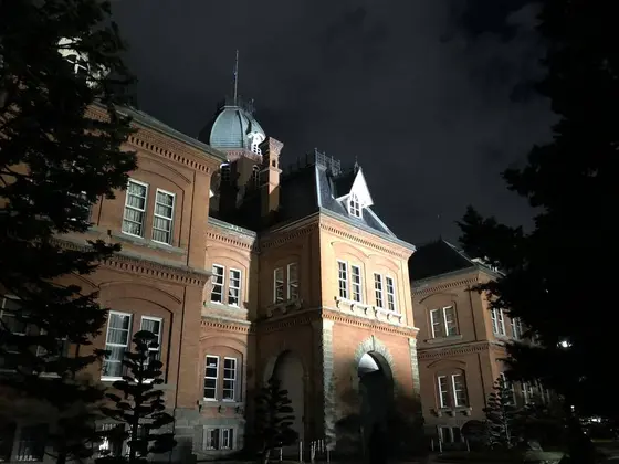夜の赤レンガ庁舎