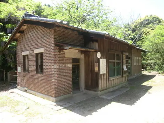 旧日本軍の宿舎跡