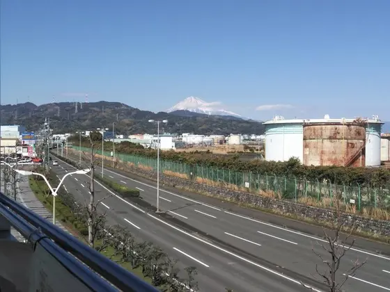 JR清水駅から望む富士山🗻