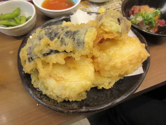 海鮮や野菜を使用した天ぷら