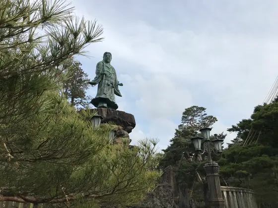 日本武尊の銅像