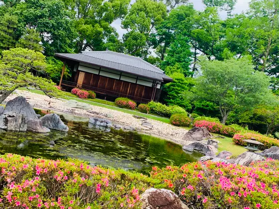 清流園(和風庭園)  香雲亭