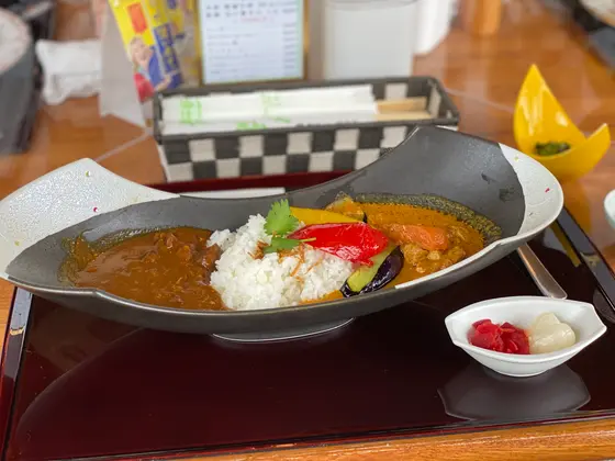 葛城名物ダブルカレー