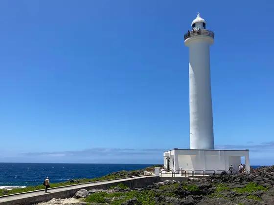 沖縄で一番高い灯台　残波岬灯台