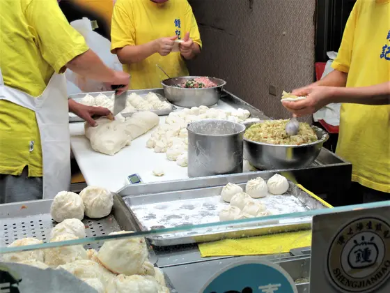 鍾家原上海生煎包