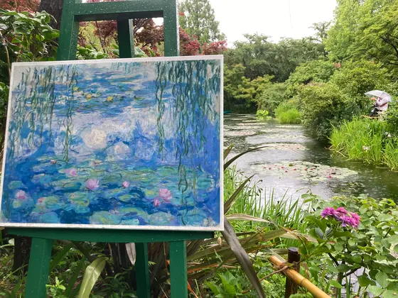モネの絵画とともに…