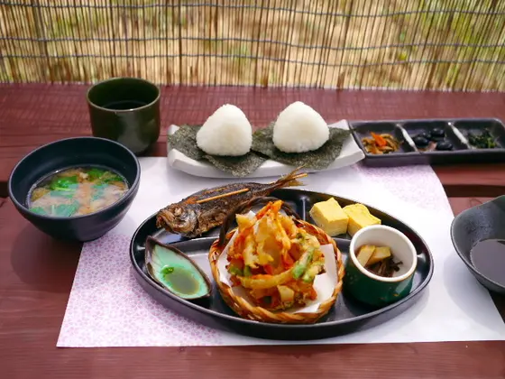 最後におにぎりランチ