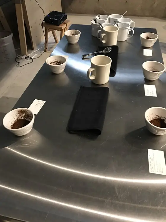 6種類のコーヒー粉を用意