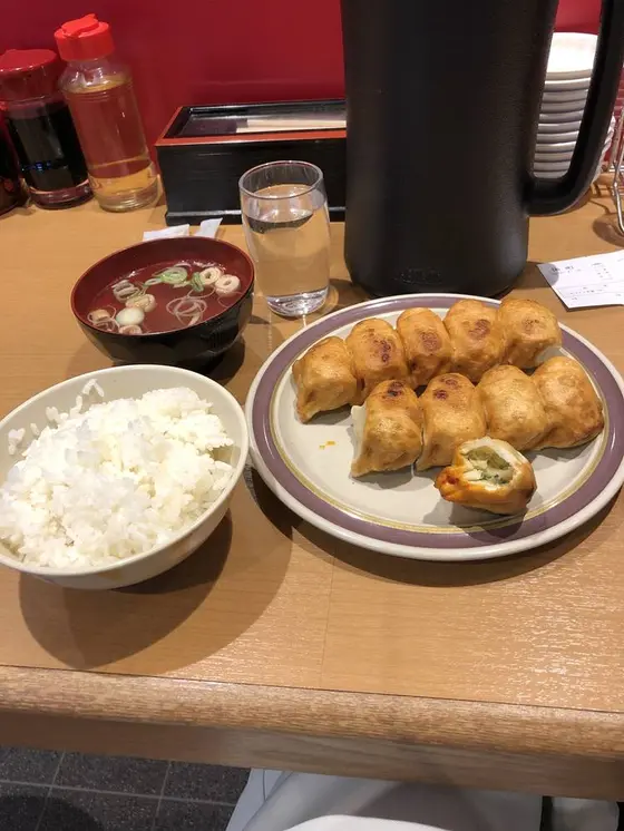 ホワイト餃子定食(中)