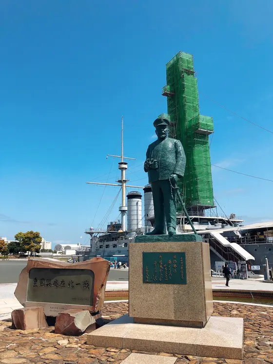 東郷平八郎の像