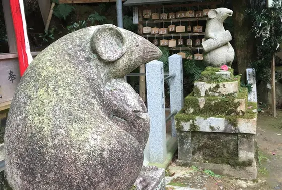 狛ネズミの大豊神社