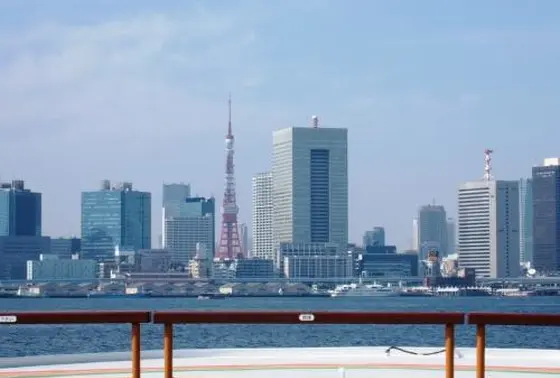 船からは、東京タワーや、