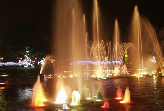 夜の三笠公園