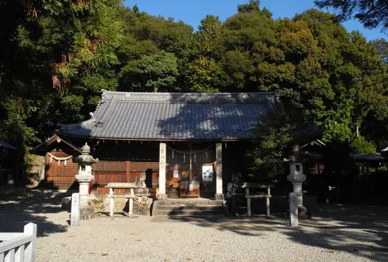 村国神社