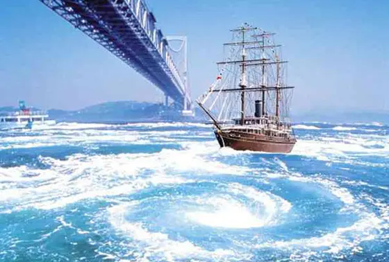 大型帆船「咸臨丸」「日本丸」
