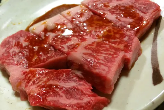 鮮度のいい赤身肉が美味い！！