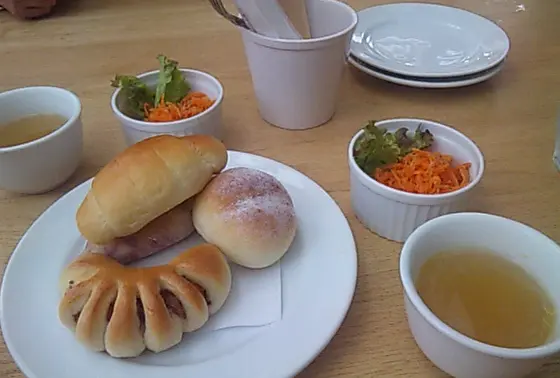 美味しい焼き立てパン！