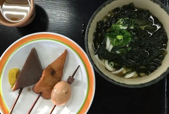 わかめうどん