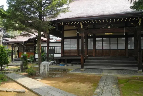 洞雲院