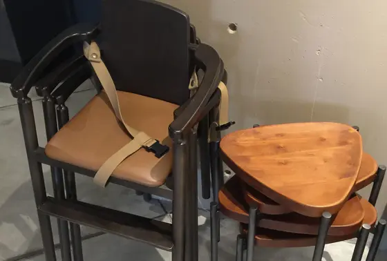 ベビーチェア、補助椅子