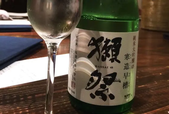 日本酒は各種揃ってます！
