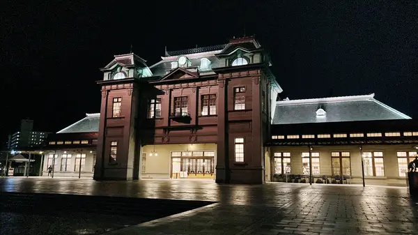 ライトアップされた駅舎もまた✨✨