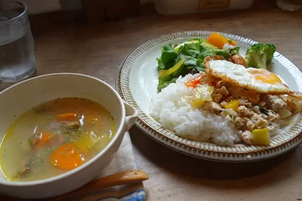 丁寧に作られたランチ