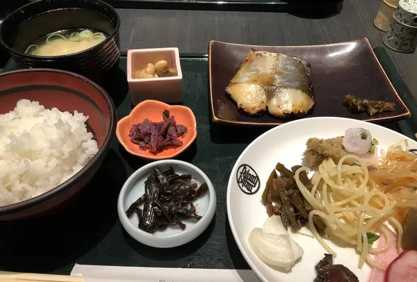 竈炊き立てごはん 土井 京都駅八条口店へ行くなら おすすめの過ごし方や周辺情報をチェック Holiday ホリデー