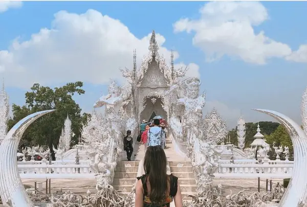 ワット ロン・クン（白い寺院）の写真・動画_image_268524