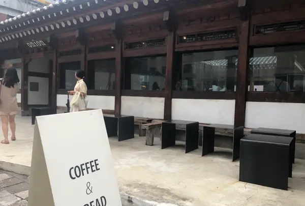cafe onion 聖水店 / 카페어니언 성수점の写真・動画_image_448897