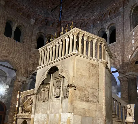 Basilica di Santo Stefanoの写真・動画_image_486204