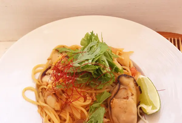 fish & oyster bar La Veriteの写真・動画_image_1327799