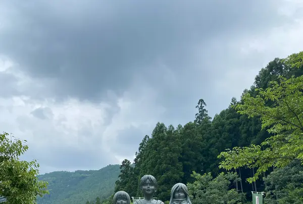 日田 進撃の巨人 大山ダム銅像の写真・動画_image_1342391